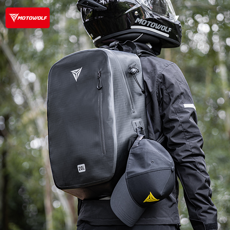 防水オートバイバックパック 大容量 バイク乗車 旅行 通勤  - Motorcycle Gear Wholesale のレビューと価格