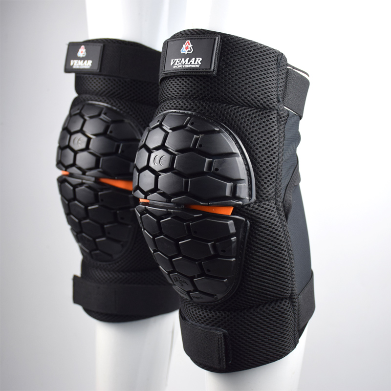 モトクロスニーパッドエルボープロテクターオートバイバイクレッ - Motorcycle Gear Cycle のレビューと価格